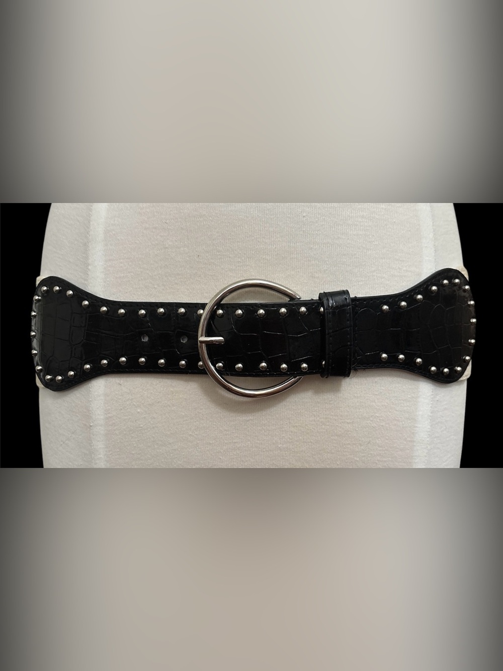 Black Croc-Embossed Studded Belt with Silver Round Buckle